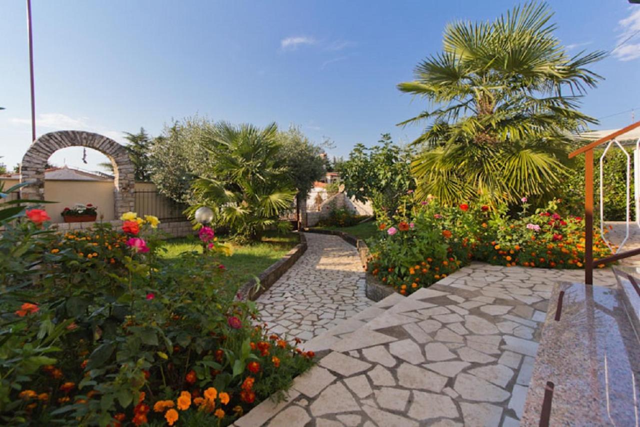 Renato Apartma