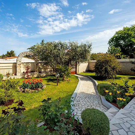 Vila Renato Porec Exterior photo