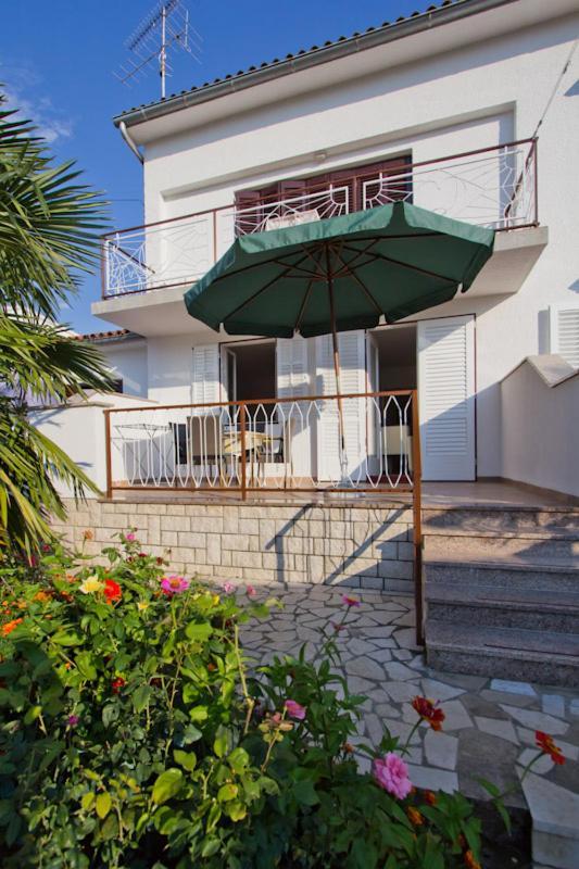 Renato Apartment