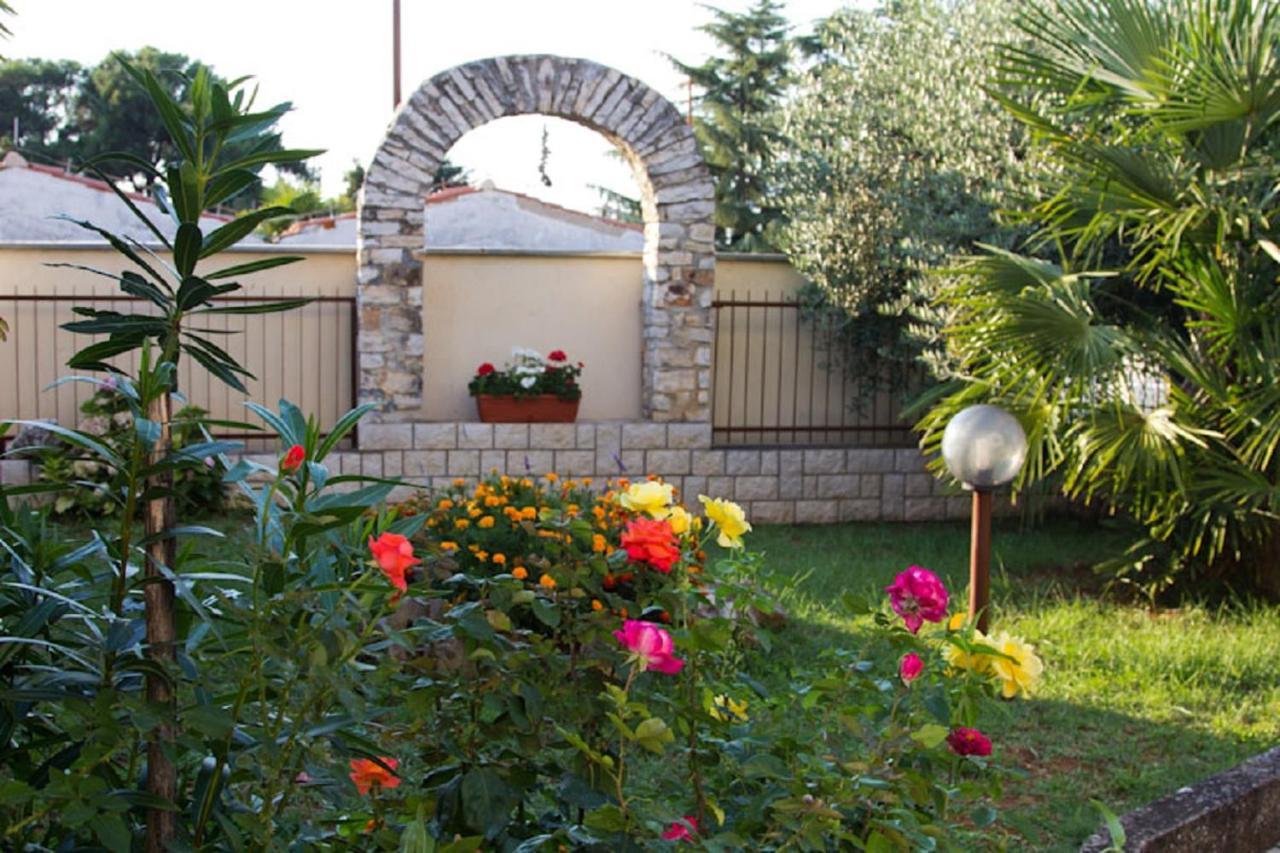Apartment Renato *