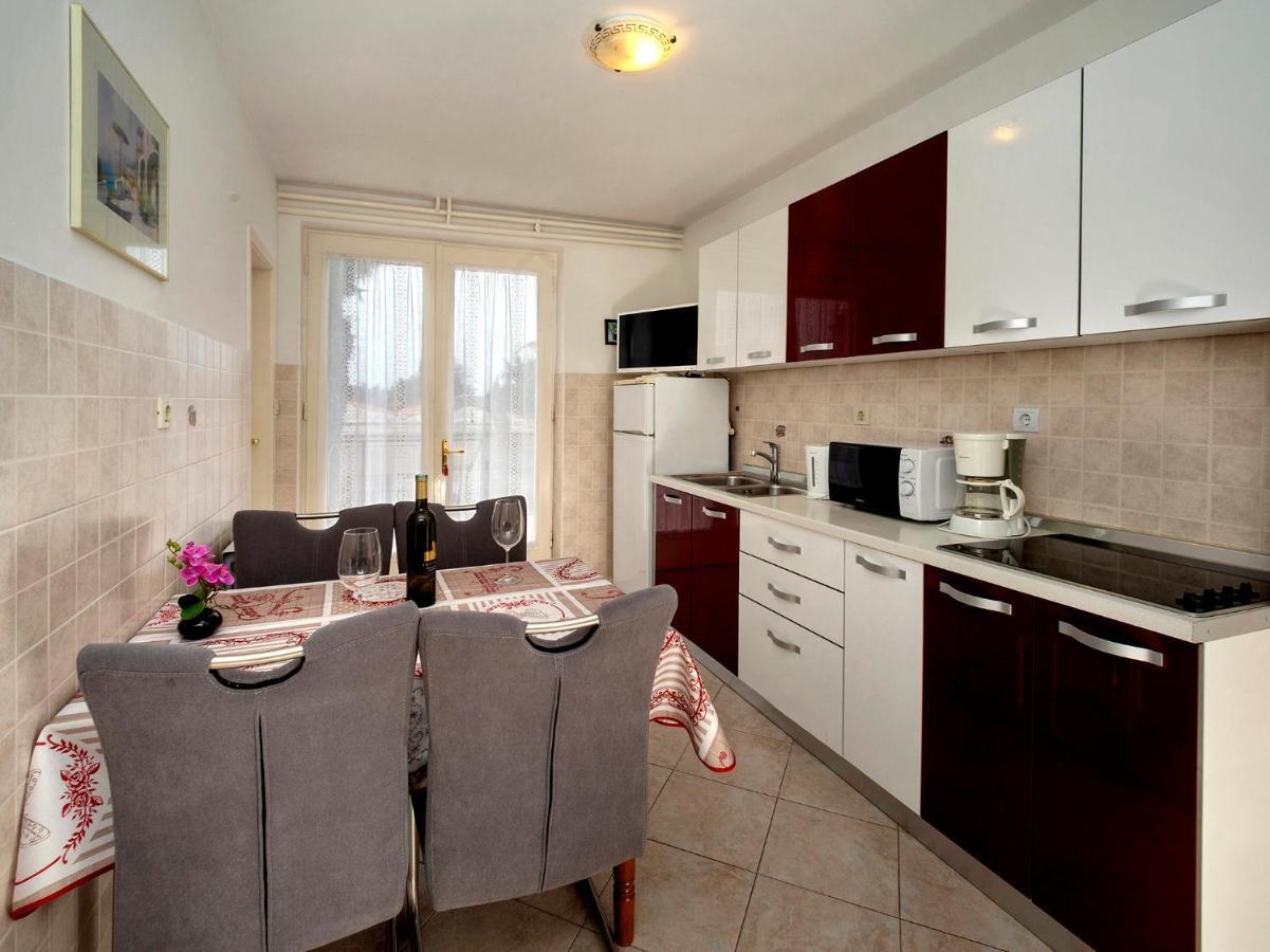 Renato Apartment