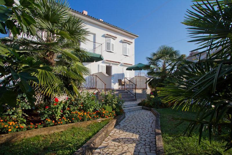 Renato Apartment